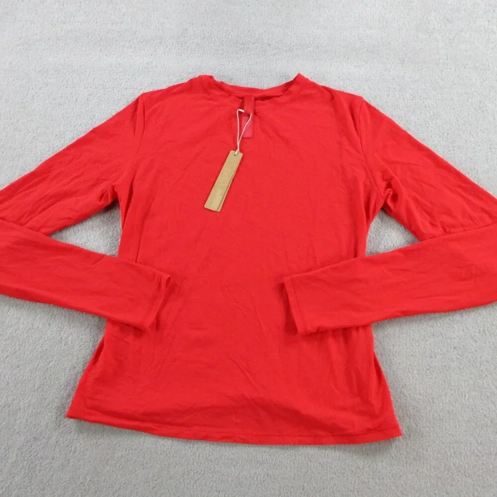SKIMS Fits Everybody Long Sleeve T Shirt Womens Medium Cherry Red Stretch NWT - Picture 2 of 9